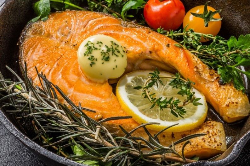 Roasted Salmon with Lemon and Rosemary